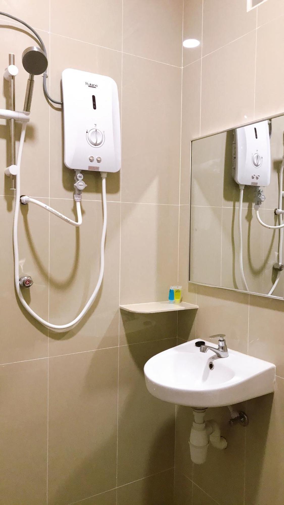 Alexis Kt Roomstay Kuala Terengganu Quarto foto
